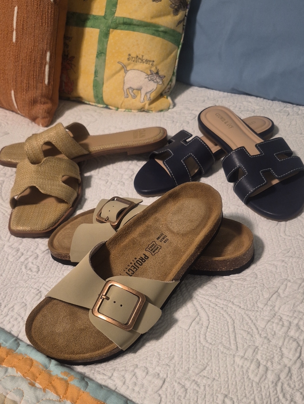 Women's Slide Sandals - Comfortable Casual Footwear. Selling in lot Of 3.